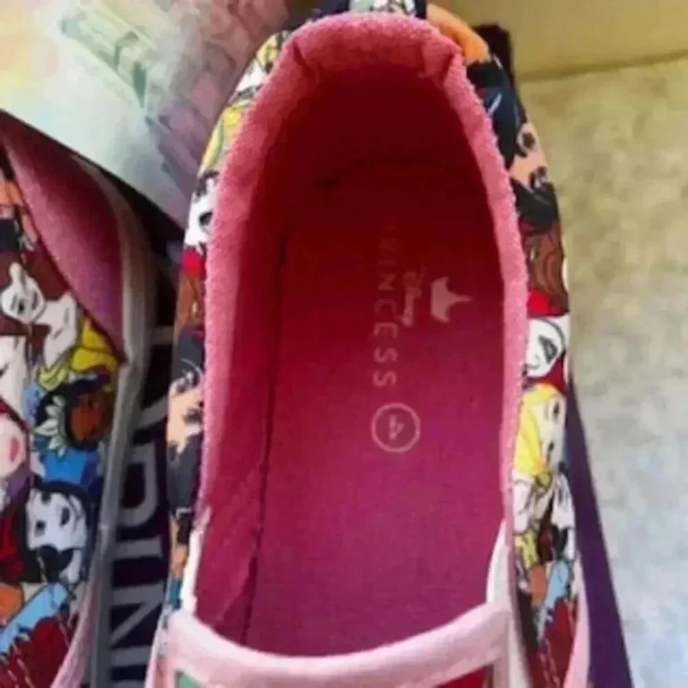 NEW Disney Princess Pink Slip On Low Top Sneakers Shoes Loafers Girls Size 4 NWT